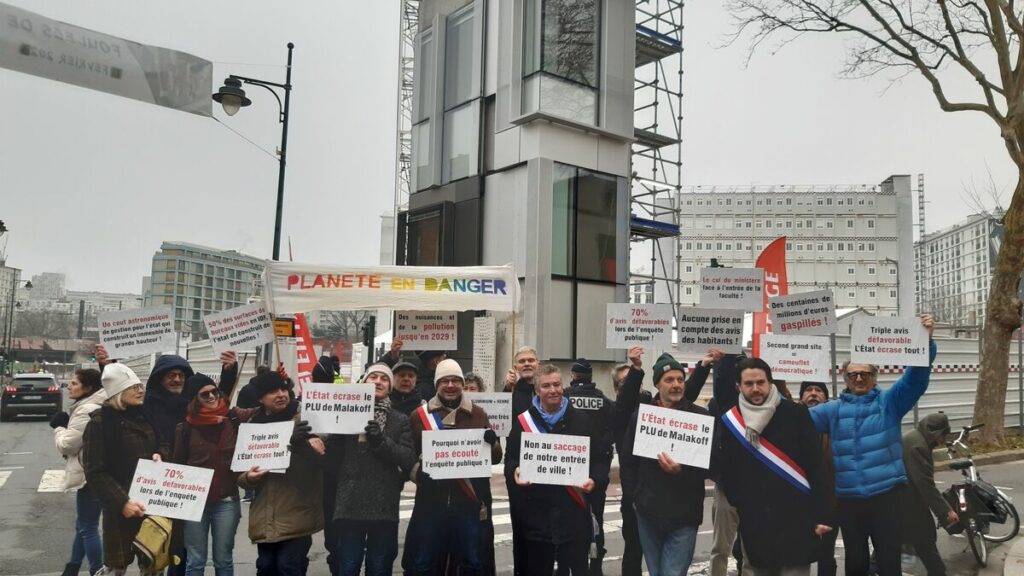 « Merci pour la catastrophe » : à Malakoff, le ministre de la Santé hué sur le chantier de la tour Insee