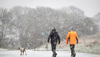 Met Office issues 'hazardous' ice warning as Brits blasted in -16C Polar freeze