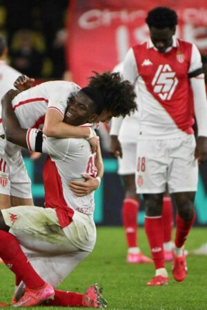 Monaco bat Aston Villa et poursuit son beau parcours en Ligue des champions