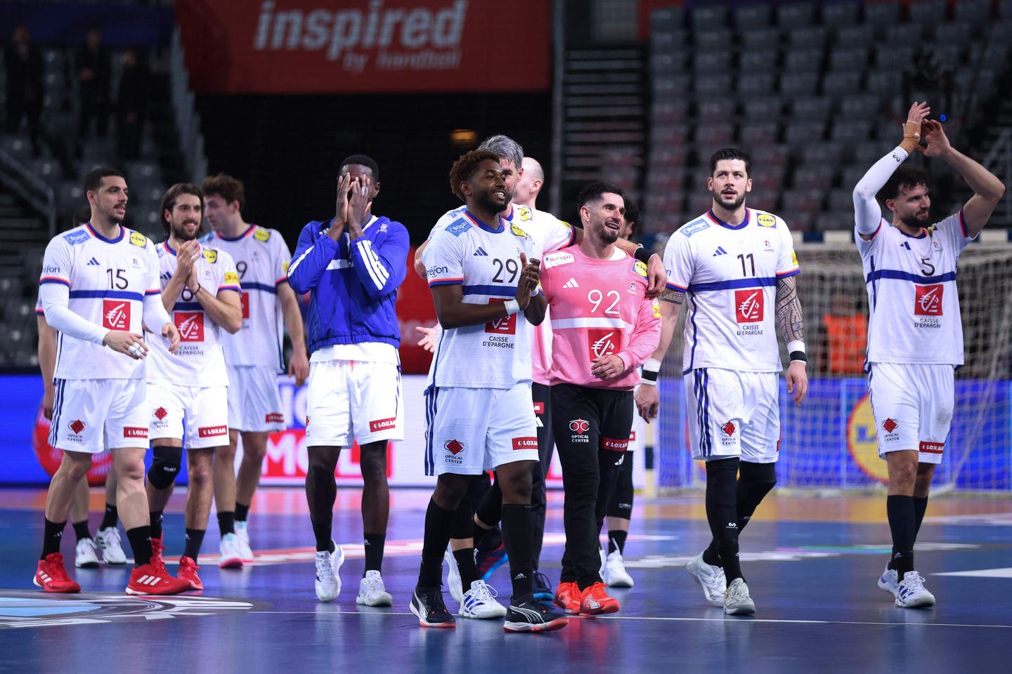 Mondial 2025 de handball : le résumé du succès à la dernière seconde de l’équipe de France face à l’Egypte, en quarts de finale