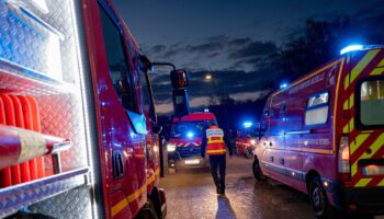 Moselle: Un camion-toupie percute le pont surplombant l'A30, un mort