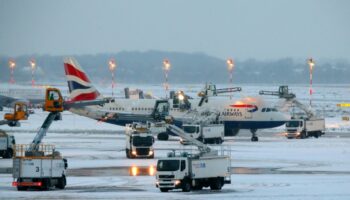 Neige et verglas: Plus d'une centaine de vols supprimés en Allemagne