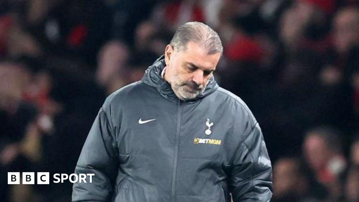 Ange Postecoglou looks despondent during Tottenham's loss to Arsenal