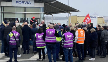 « On ne veut pas l’aumône » : à Méru, des salariés de Forvia en colère face à la suppression de 110 emplois