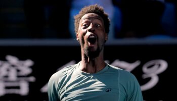 Open d’Australie : Gaël Monfils bat le nᵒ 4 mondial Taylor Fritz et accède aux huitièmes de finale