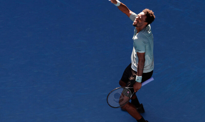 Open d’Australie : les images de la danse de Gaël Monfils, fou de joie après son exploit face à Taylor Fritz