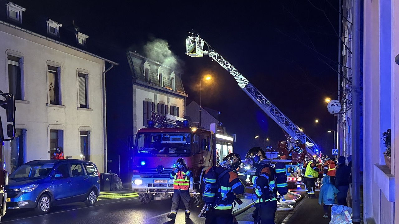 Photos: Une trentaine de pompiers mobilisés pour un incendie à Troisvierges