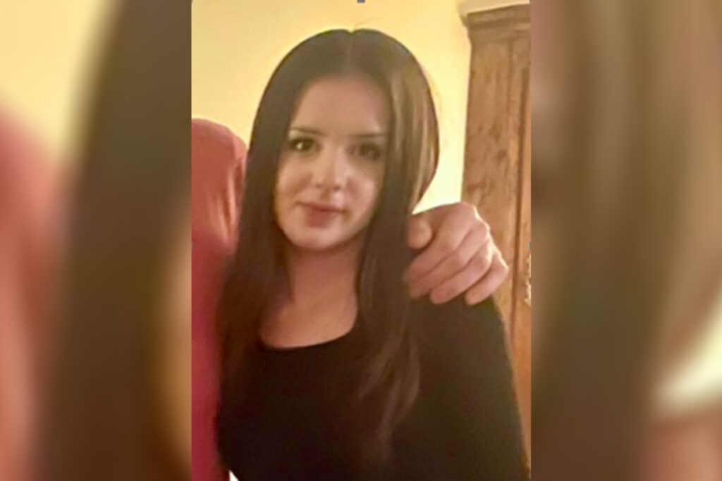 Police launch search for missing girl, 14, last seen in Cotswolds