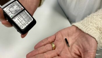 Près de Rouen, des puces électroniques à l’hôpital pour éviter aux patients de jouer les filles de l’air