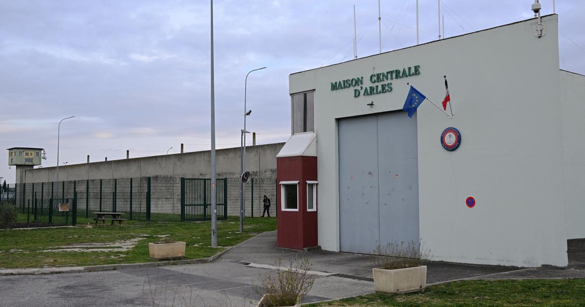 Prise d’otages à la prison d’Arles : une médecin libérée, quatre personnes toujours retenues par un détenu