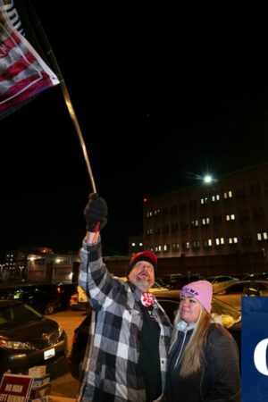 Proud Boys and Oath Keepers leaders among January 6 prisoners released by Trump