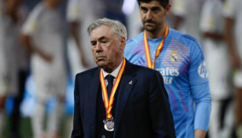 Real Madrid : vent de colère dans le vestiaire contre Carlo Ancelotti après la claque face au Barça ?