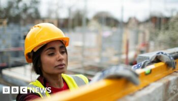 Real pay rises at fastest rate since 2021