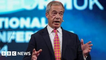 Reform UK councillors resign in protest over Farage