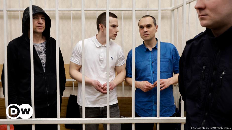 Russia: 3 Navalny lawyers sentenced to prison