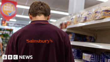 Sainsbury's to cut 3,000 jobs and shut cafés