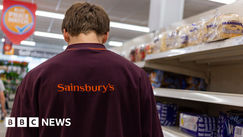 Sainsbury's to cut 3,000 jobs and shut cafés