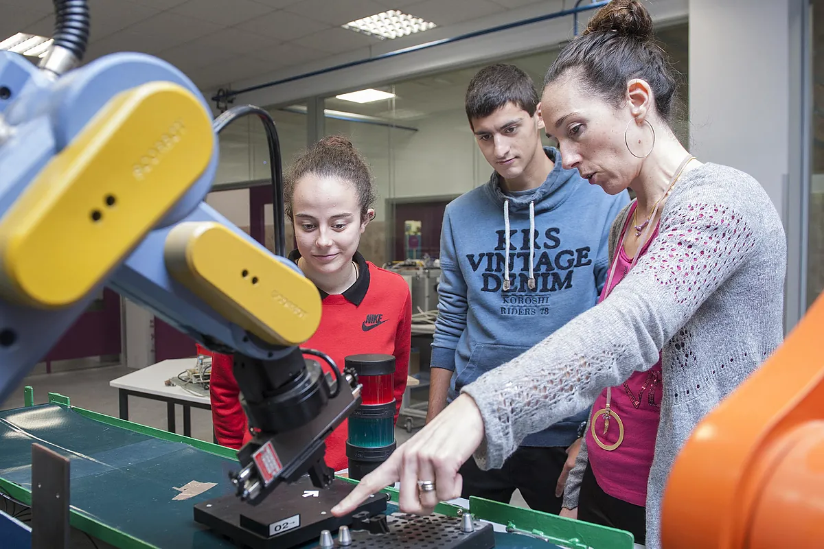 Seis de cada 10 jóvenes que termina FP encuentra trabajo en menos de seis meses