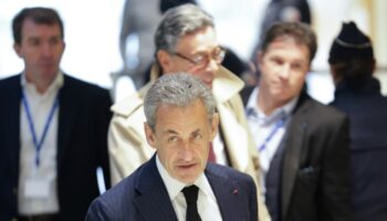 Soupçons de financement libyen: Premières escarmouches à l'ouverture du procès de Sarkozy