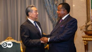 Staatsbesuch in Afrika: Chinas Außenminister Wang Yi zu Gast