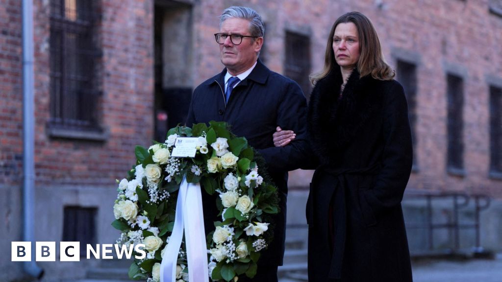 Starmer vows to fight 'poison' of antisemitism in Auschwitz visit