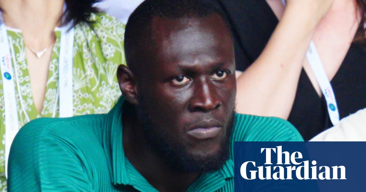 Stormzy given ban for using phone while driving Rolls-Royce