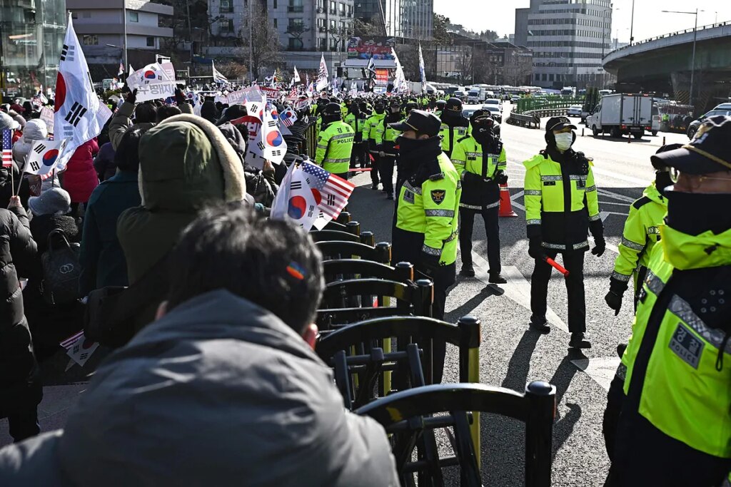 Suspenden  la detención del presidente de Corea del Sur ante la obstrucción de su servicio de seguridad