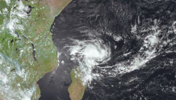 Tempête Dikeledi à Mayotte : des pluies torrentielles s’abattent sur une île encore traumatisée par le cyclone Chido