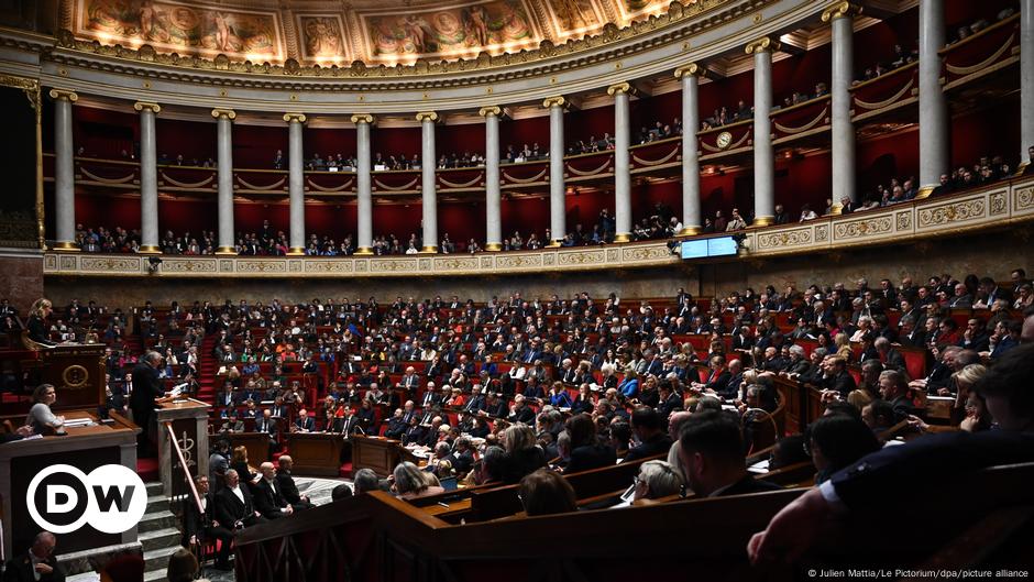 The new French prime minister and his cunning survival strategy