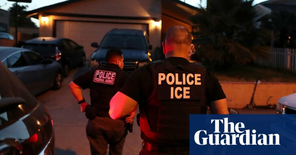 Trump plans large immigration raid in Chicago on Tuesday – report