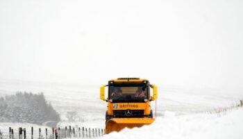 UK snow warnings: Met Office says 'dangerous' 10cm flurry coming in fresh update