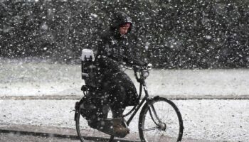 UK weather: Brits to be blasted with 'snow grains' as icy temperatures grip country