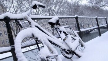 Un temporal  dificulta el transporte aéreo y ferroviario en el sur de Alemania y cierra varios aeropuertos en Reino Unido