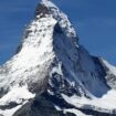 Un touriste fait une chute mortelle dans une station de ski bulgare en voulant prendre une photo du paysage