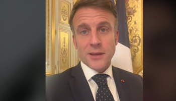 Une amende pour avoir payé au péage par Apple Pay ? Pour Macron, c’est non