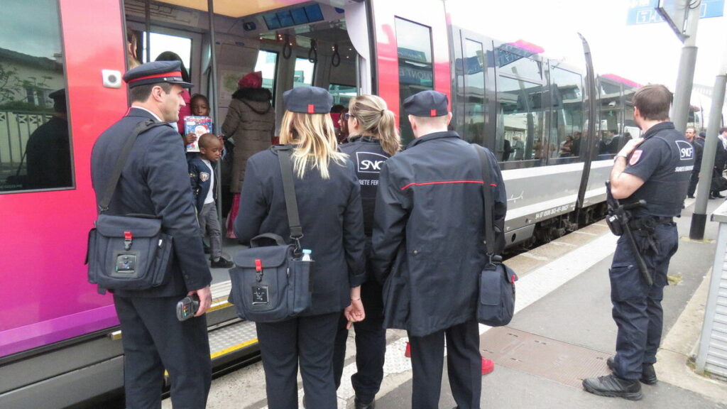 Une appli signale les contrôleurs dans le métro et le train, Île-de-France Mobilités va déposer plainte