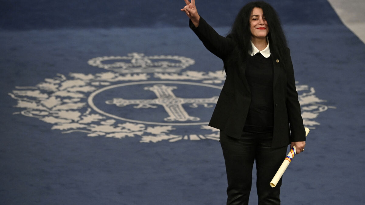 « Une attitude hypocrite de la France vis-à-vis de l’Iran » : l’artiste Marjane Satrapi refuse la légion d’honneur