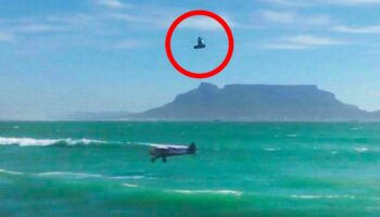 Waghalsige Aktion: Kitesurfer springt über fliegendes Flugzeug – sehen Sie den Stunt in Zeitlupe