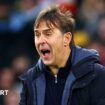 West Ham boss Julen Lopetegui shouts intructions