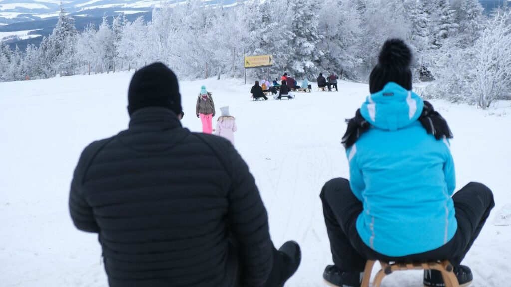 Rodler auf dem Fichtelberg. Foto: Sebastian Willnow/dpa