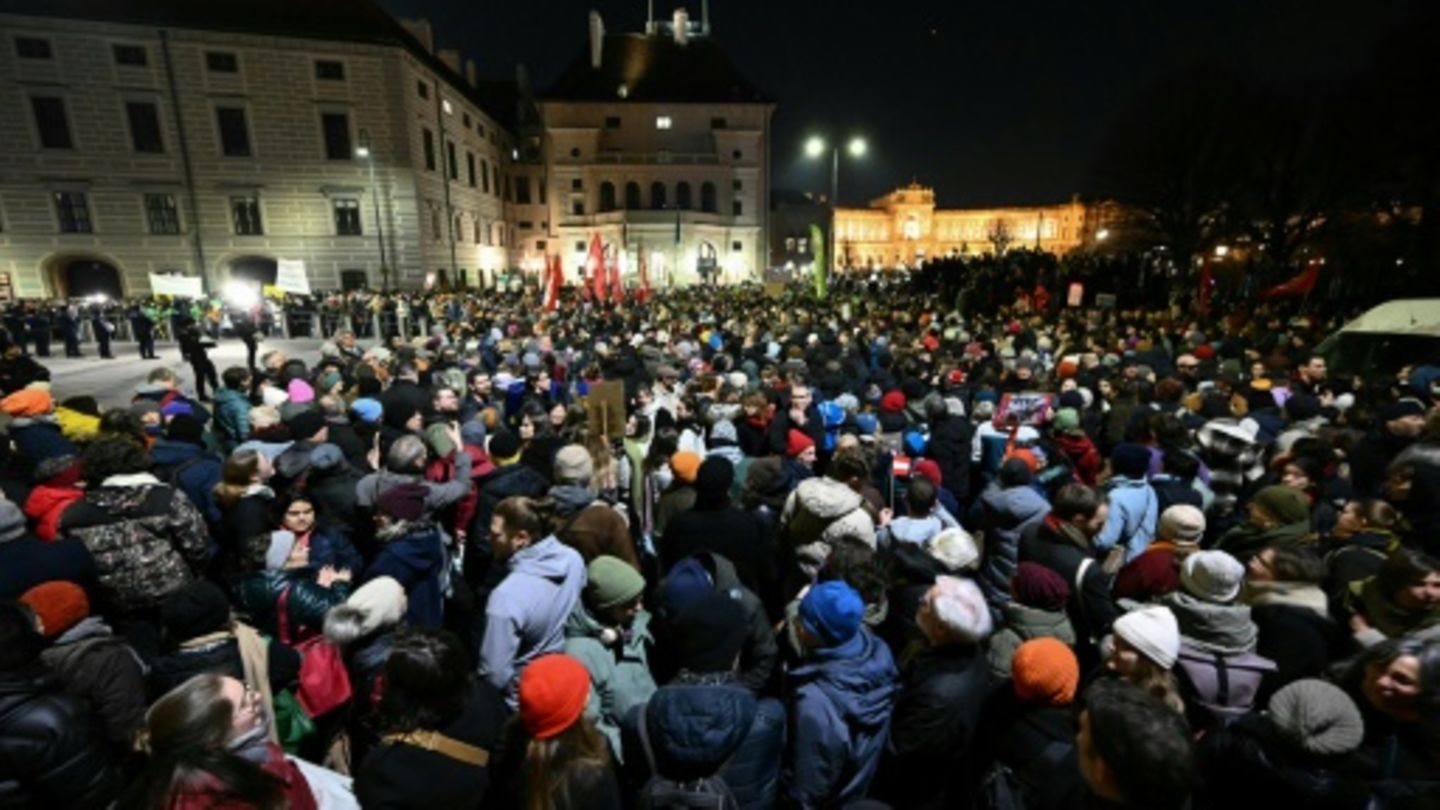 Proteste gegen FPÖ-Regierung in Wien