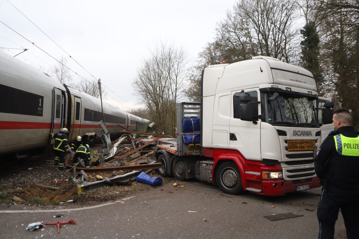 12 blessés en Allemagne: Collision entre un train à grande vitesse et un camion