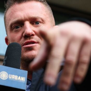 Tommy Robinson, l’encombrant agitateur de l’extrême droite britannique