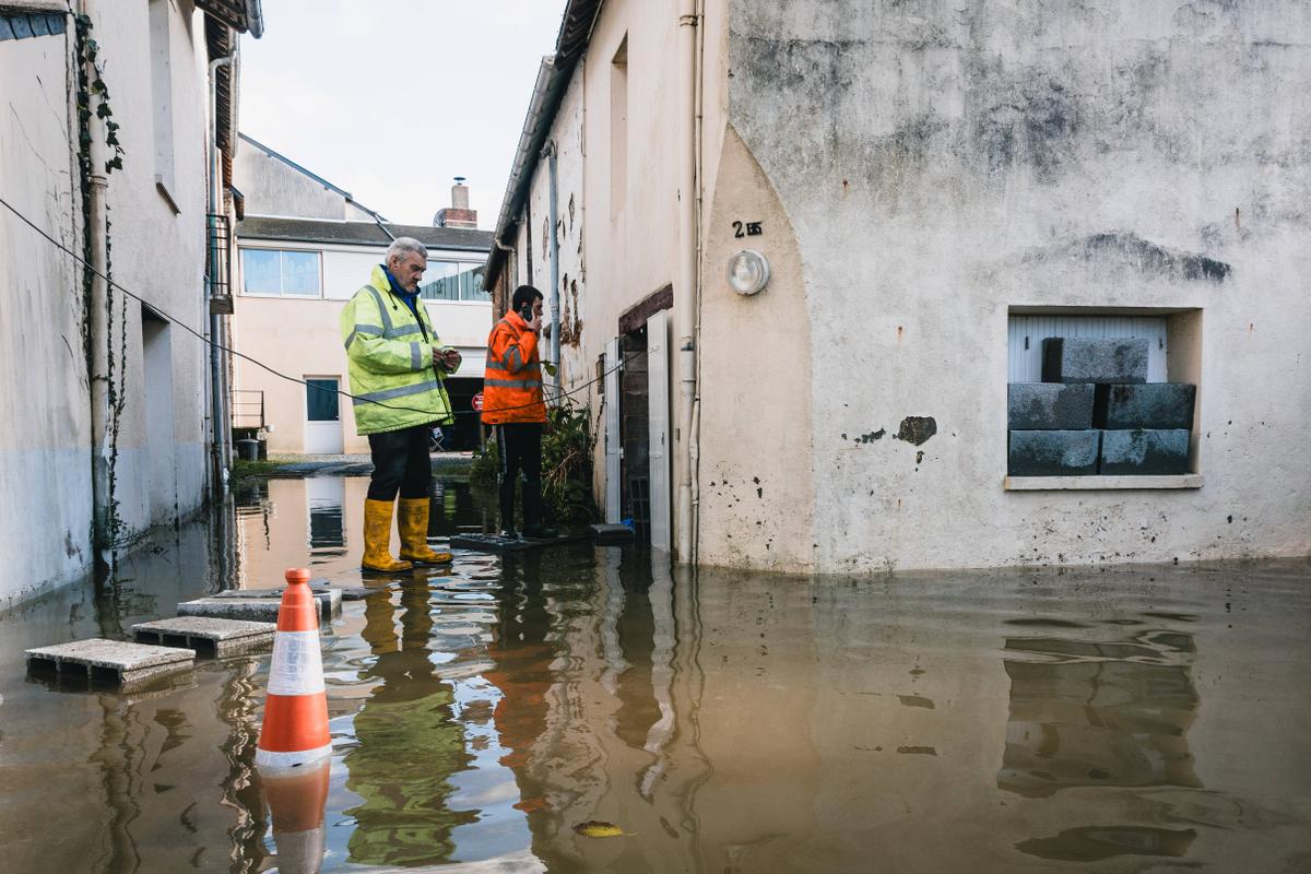 Inondations dans l’Ouest : la décrue se poursuit, l’état de catastrophe naturelle « accéléré »