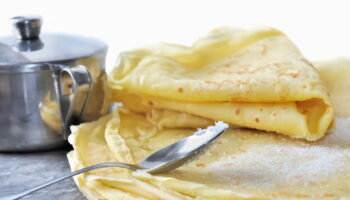 Chandeleur 2025 : les meilleures recettes de crêpes, de la plus simple à la régionale