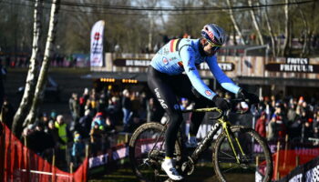 Mondiaux de cyclo-cross : conditions dantesques, heure, France... Qu'est-ce qui attend Van Der Poel et Van Aert ?