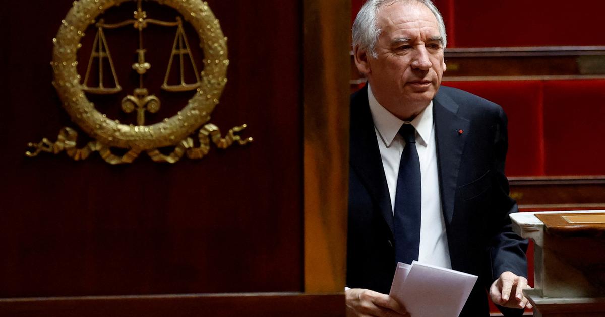 François Bayrou déclenche deux fois le 49.3, “le NFP est sur la corde raide”