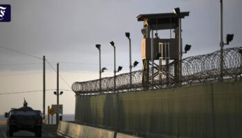 Liveblog USA unter Trump: Erste Abschiebeflüge nach Guantánamo