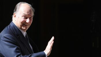 Imam chiite, milliardaire et descendant de Mahomet : qui était l'Aga Khan Karim Al-Hussaini, mort à l'âge de 88 ans ?