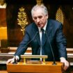 L'Assemblée nationale adopte le budget de l'Etat après le rejet d'une première motion de censure visant le gouvernement de François Bayrou